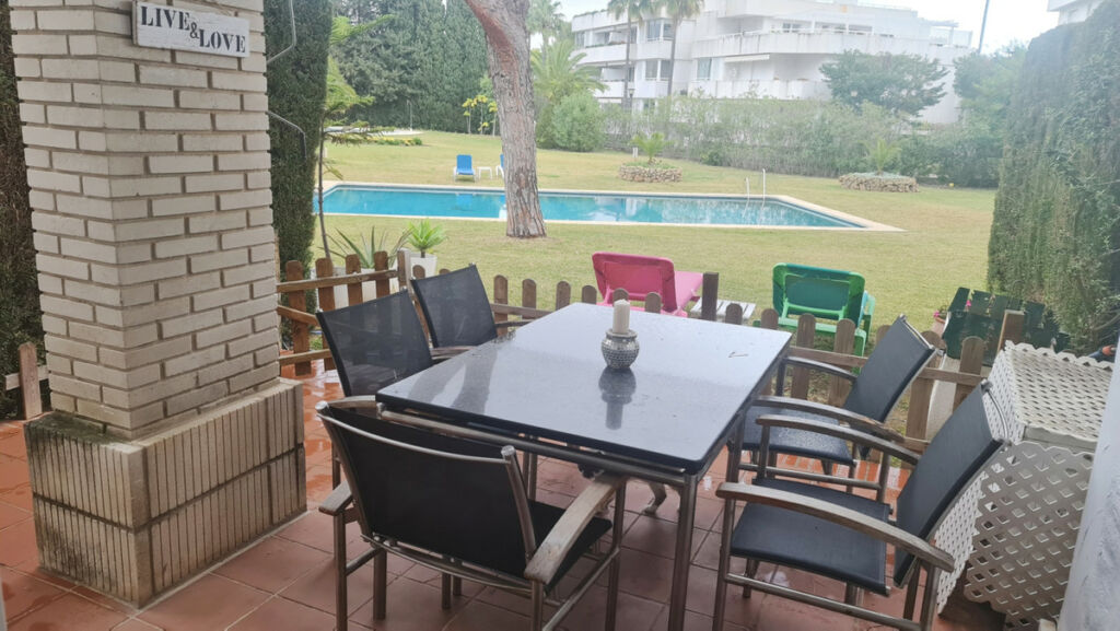 Townhouse Nueva Andalucía Málaga - image 8
