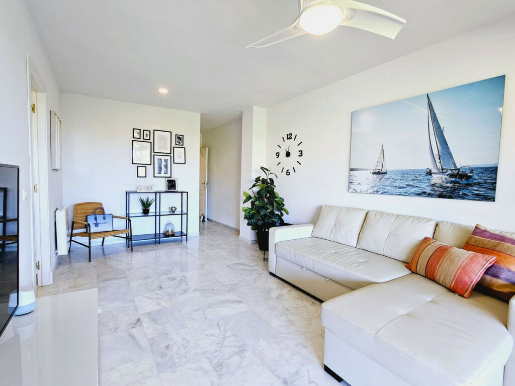 Middle Floor Apartment Doña Julia Málaga - image 19