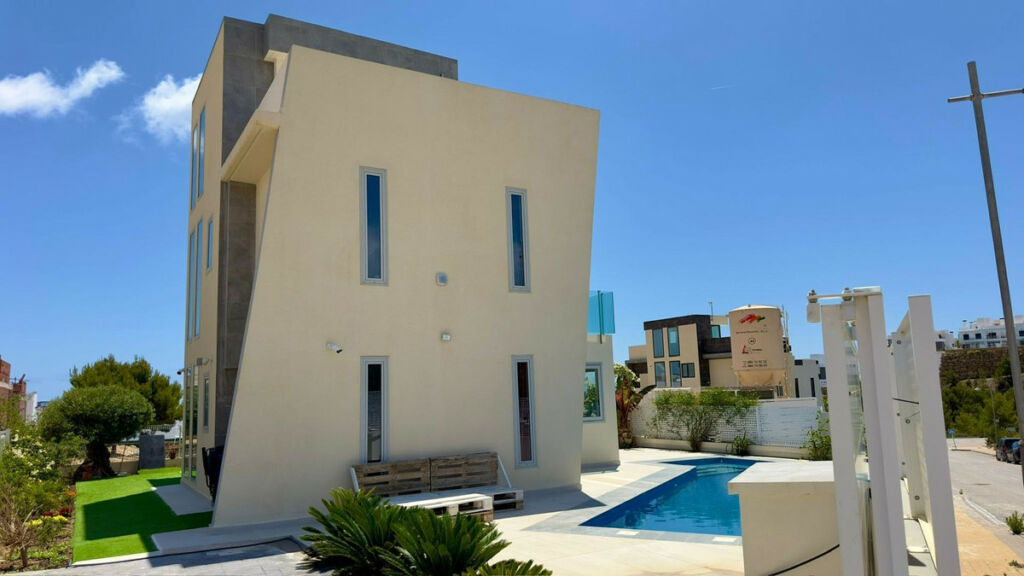 Bungalow Finestrat Alicante - image 2