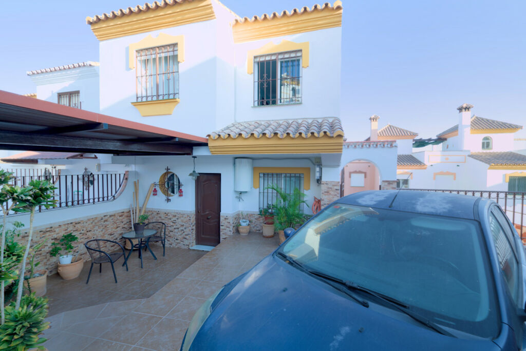 Townhouse Torre del Mar Málaga - image 6