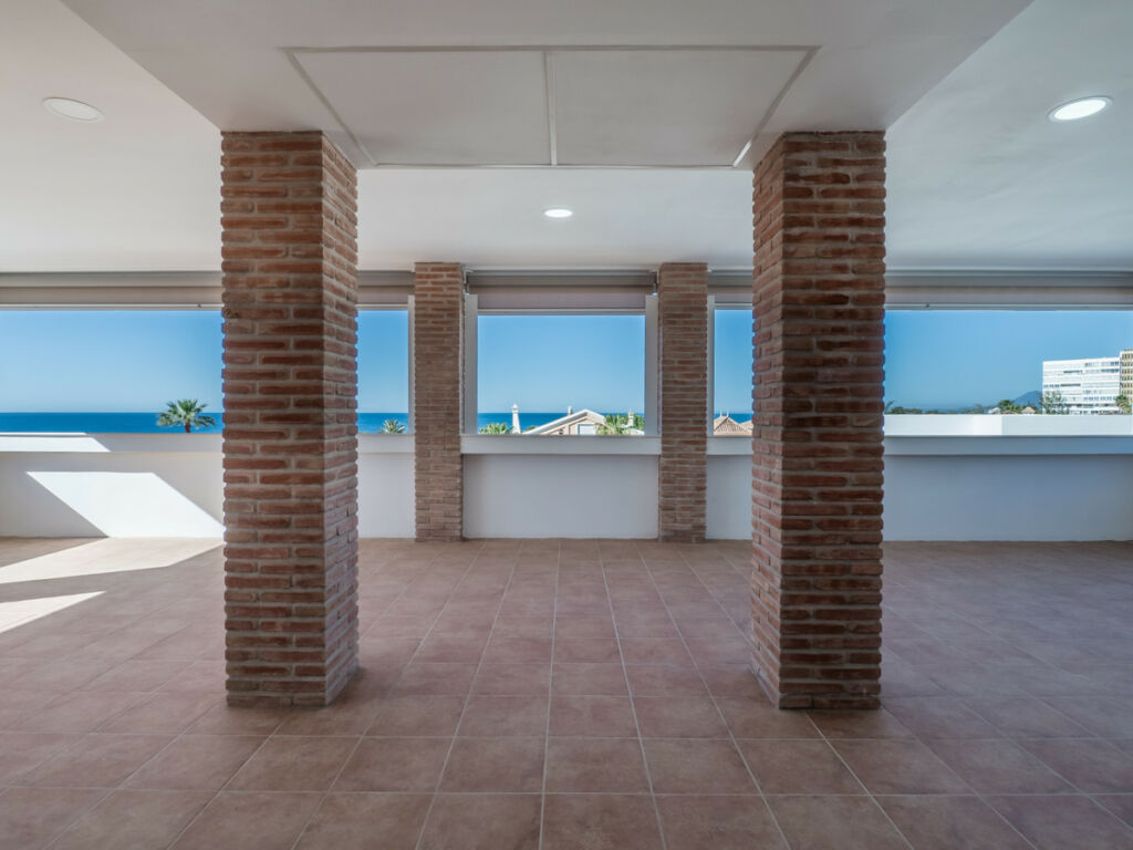 Detached Villa Las Chapas Málaga - image 20