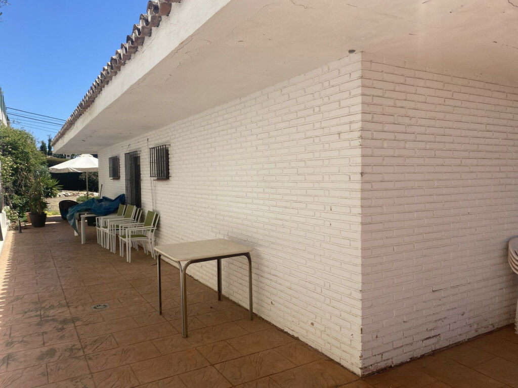 Detached Villa La Capellania Málaga - image 20