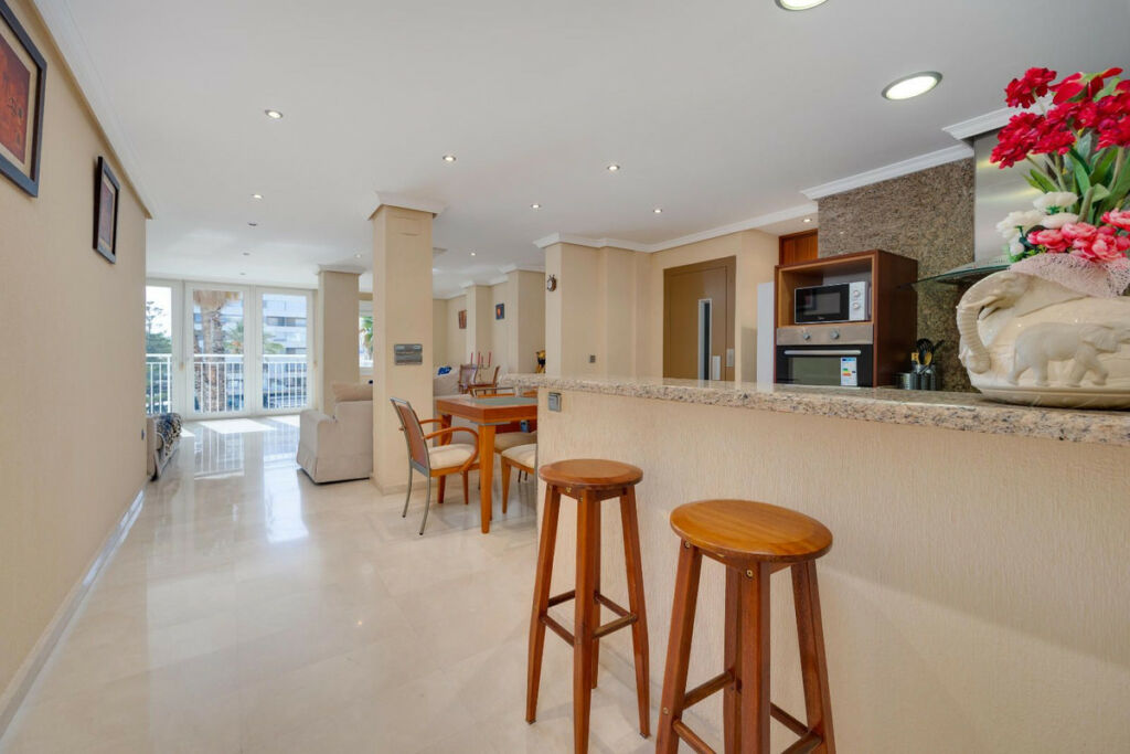 Middle Floor Apartment Torrevieja Alicante - image 20
