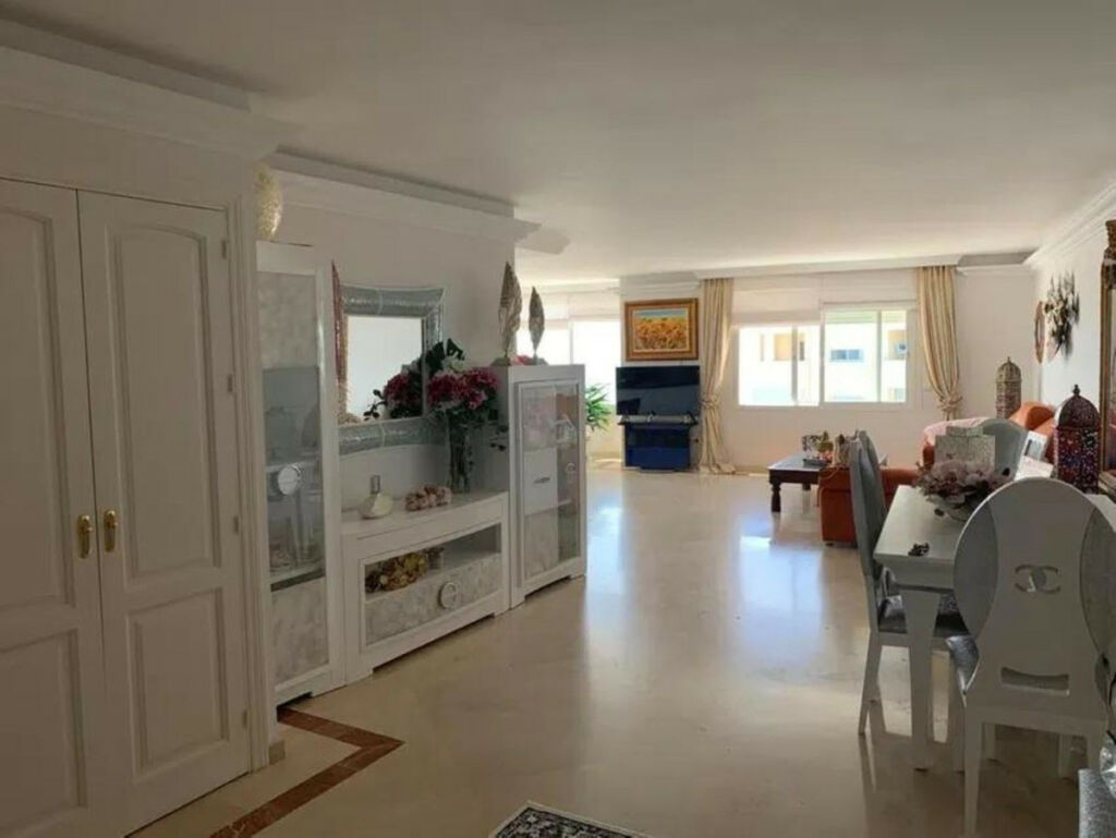 Penthouse Estepona Málaga - image 21