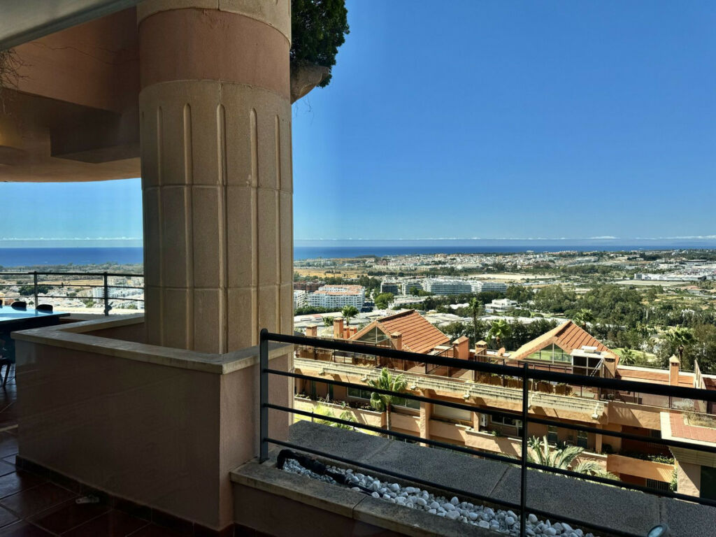 Middle Floor Apartment Nueva Andalucía Málaga - image 21