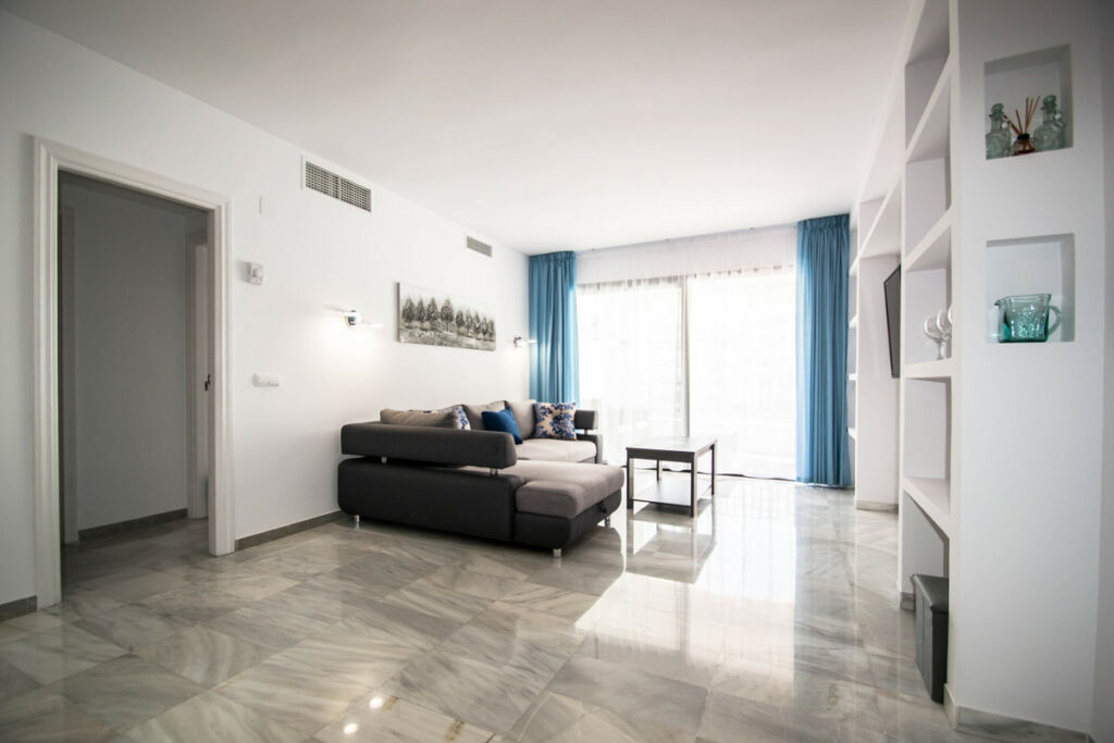 Middle Floor Apartment Puerto Banús Málaga - image 21