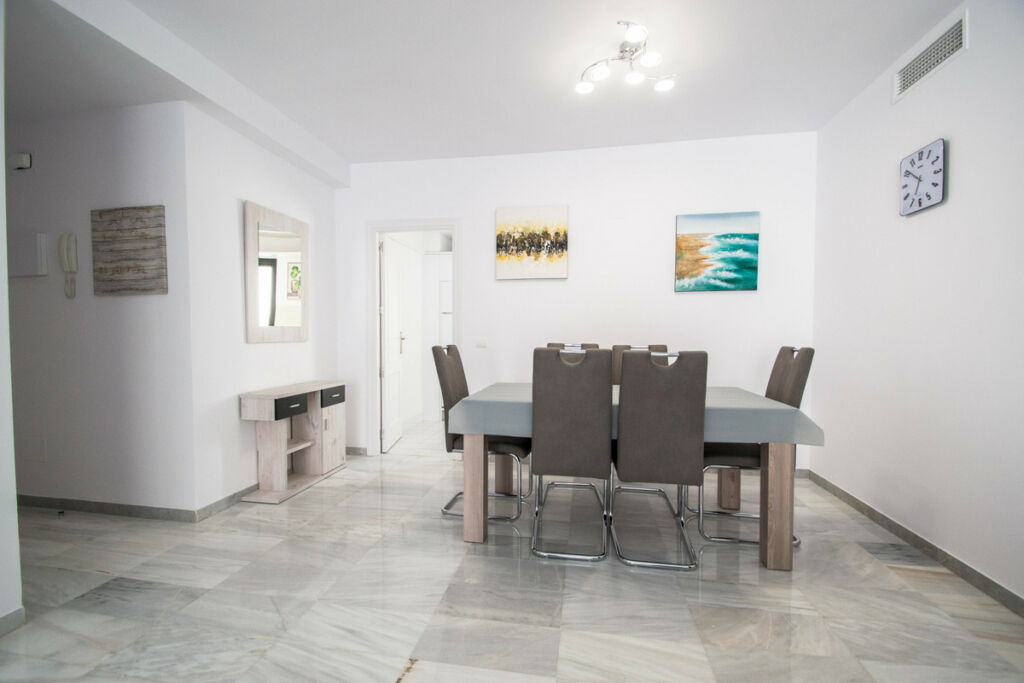 Middle Floor Apartment Puerto Banús Málaga - image 22