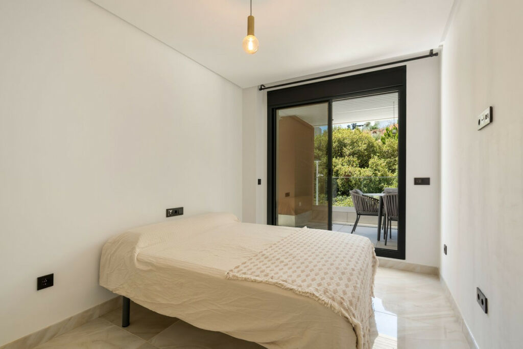 Ground Floor Apartment Benahavís Málaga - image 22
