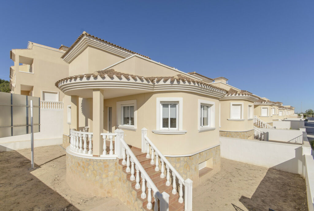 Semi-Detached House San Miguel de Salinas Alicante - image 22