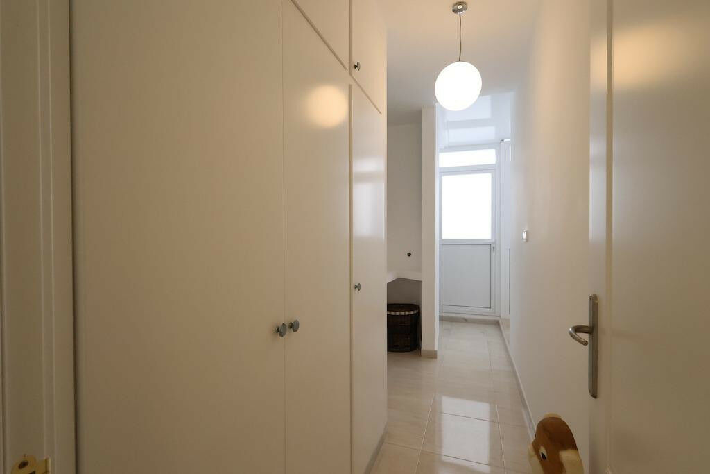 Middle Floor Apartment Torrevieja Alicante - image 22