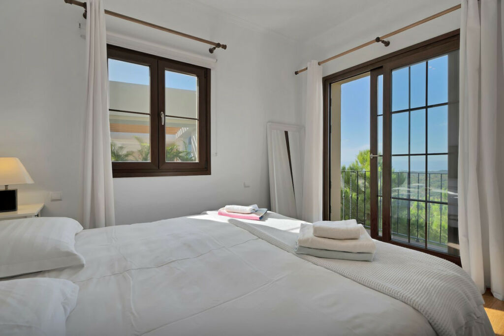Detached Villa Benahavís Málaga - image 23
