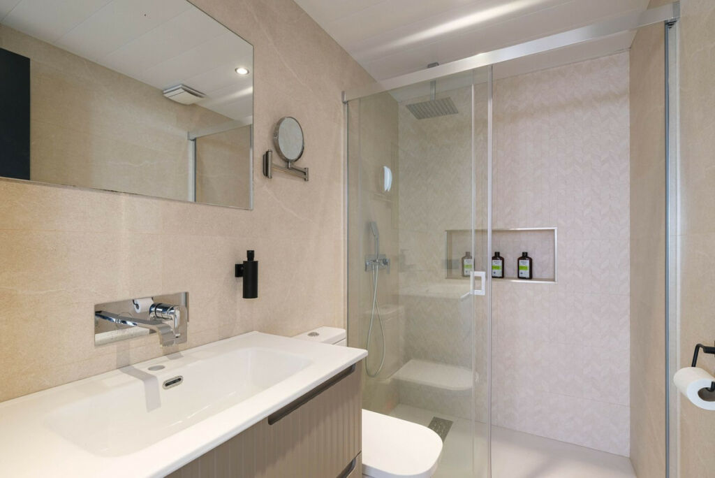 Townhouse Torreblanca Málaga - image 24