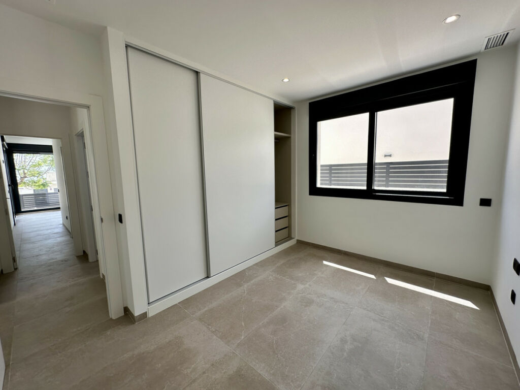Detached Villa Polop Alicante - image 24