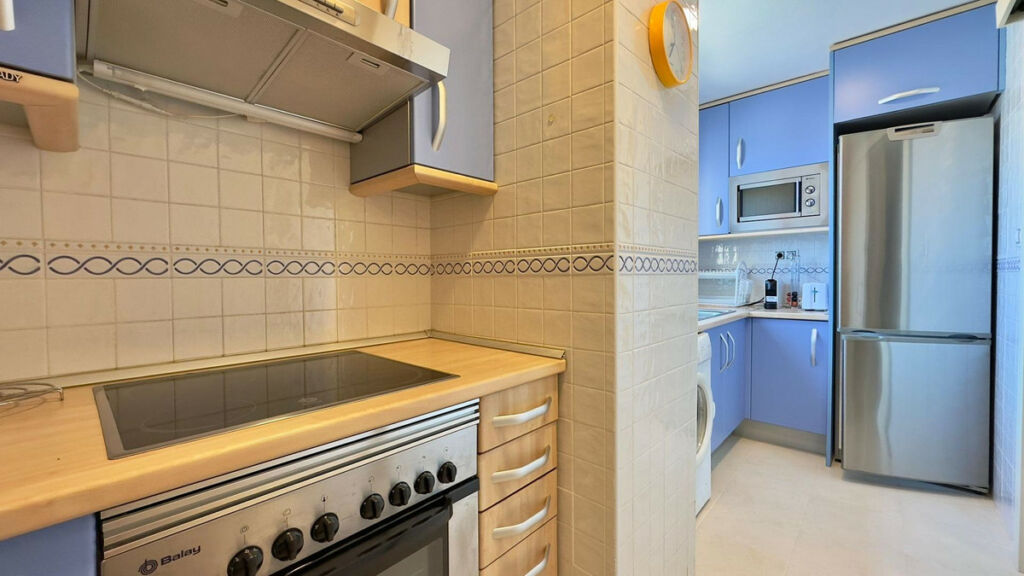 Middle Floor Apartment Benidorm Alicante - image 24