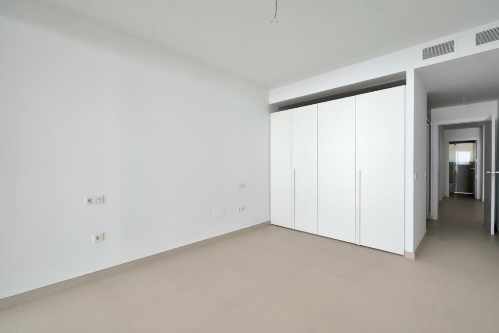 Middle Floor Apartment Benalmadena Málaga - image 24