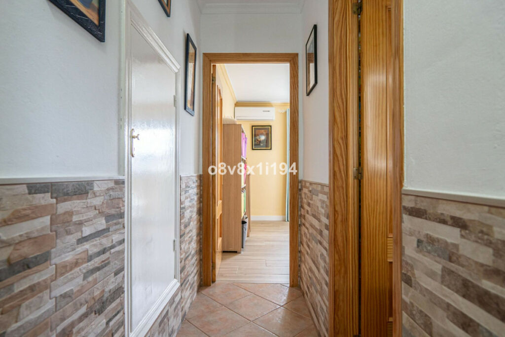 Detached Villa Macharaviaya Málaga - image 24