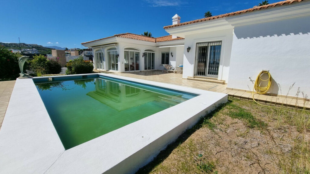 Detached Villa Benahavís Málaga - image 25