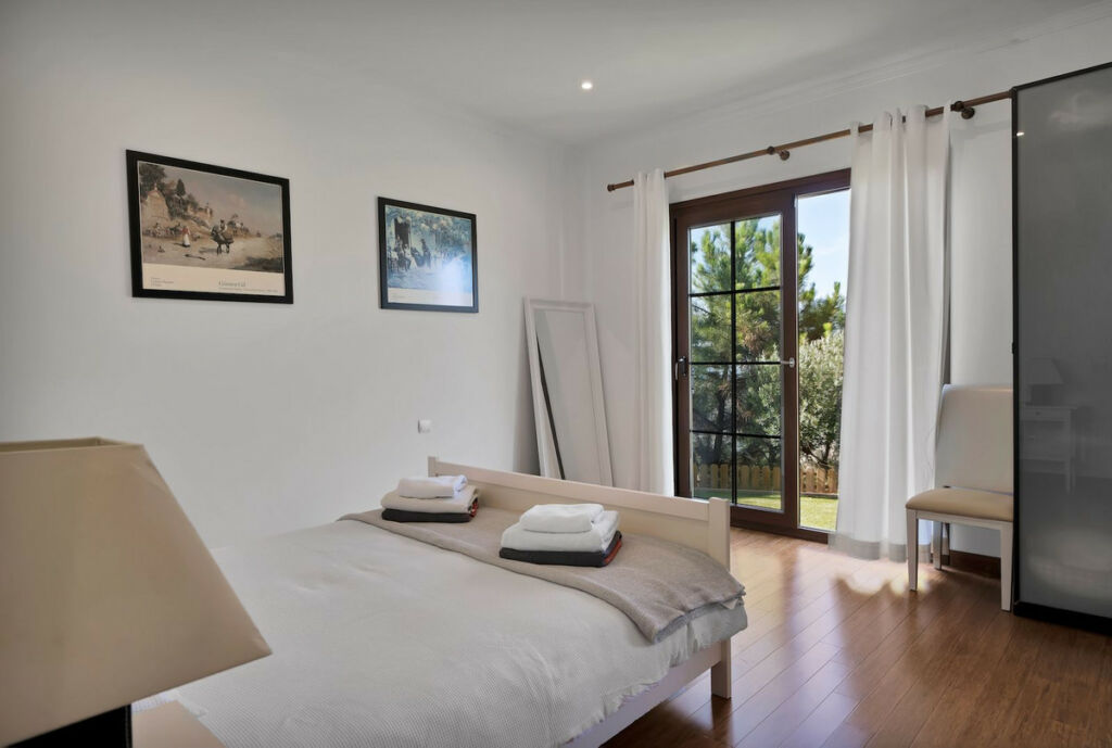 Detached Villa Benahavís Málaga - image 25