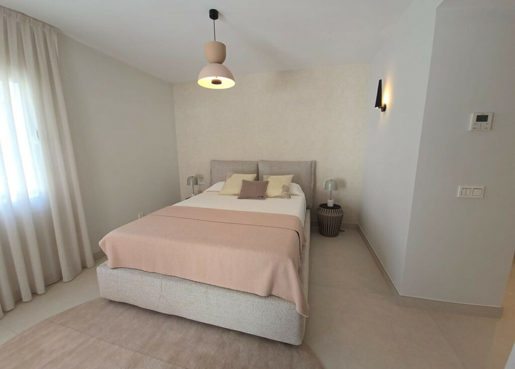 Detached Villa Marbella Málaga - image 25