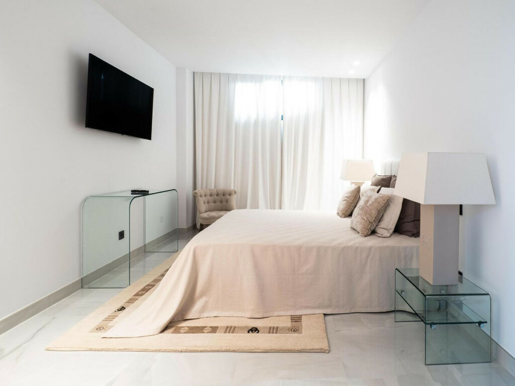 Detached Villa Manilva Málaga - image 25