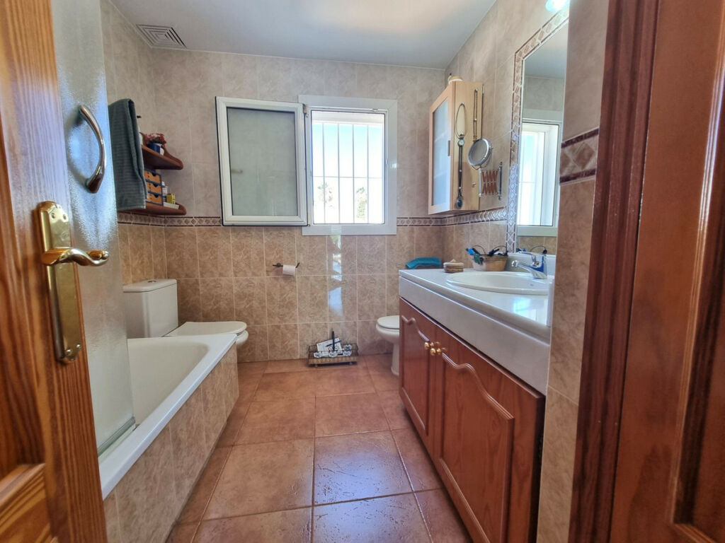 Townhouse San Pedro de Alcántara Málaga - image 26