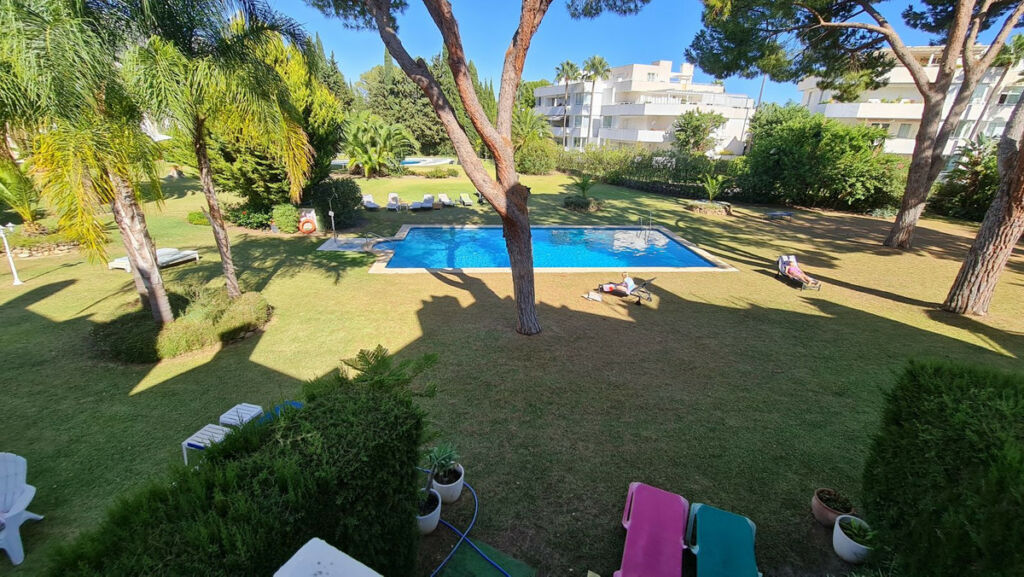 Townhouse Nueva Andalucía Málaga - image 25