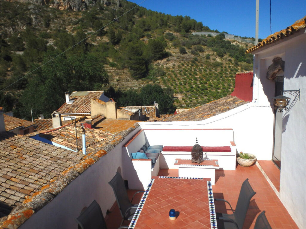 Detached Villa Bolulla Alicante - image 26