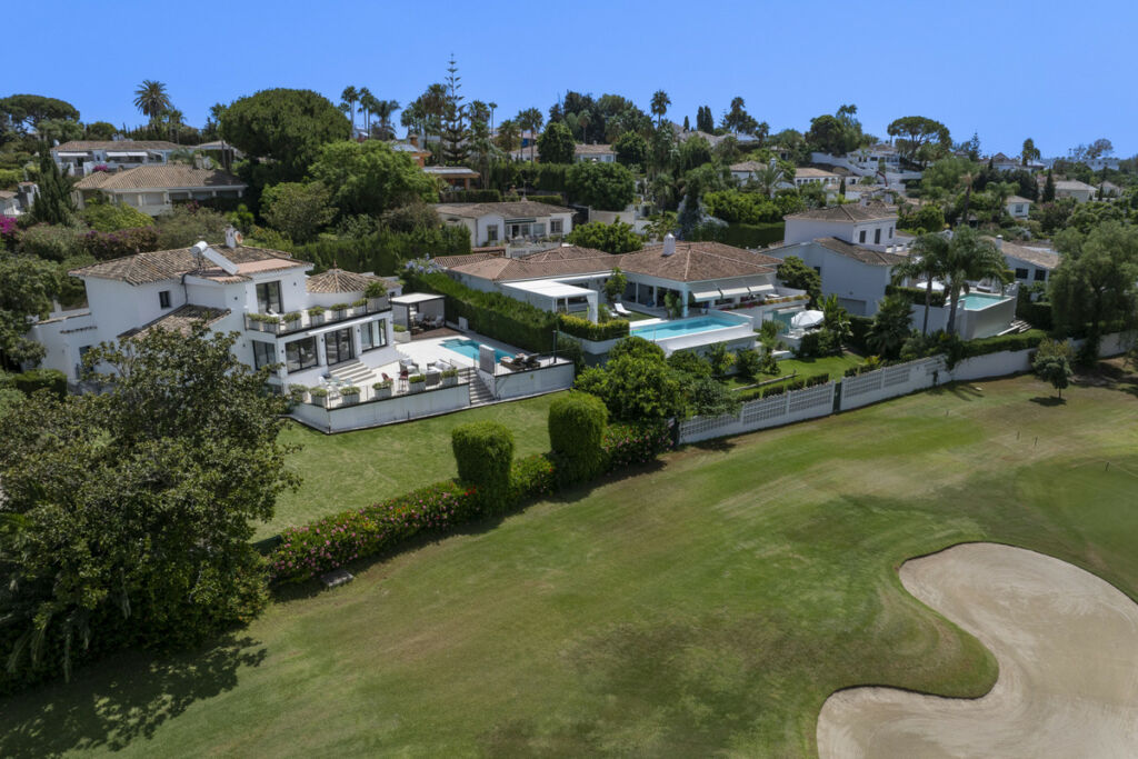 Detached Villa Guadalmina Alta Málaga - image 27