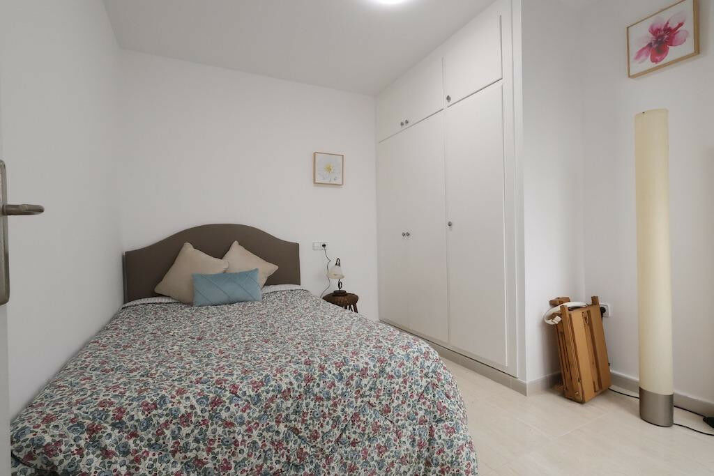 Middle Floor Apartment Torrevieja Alicante - image 27