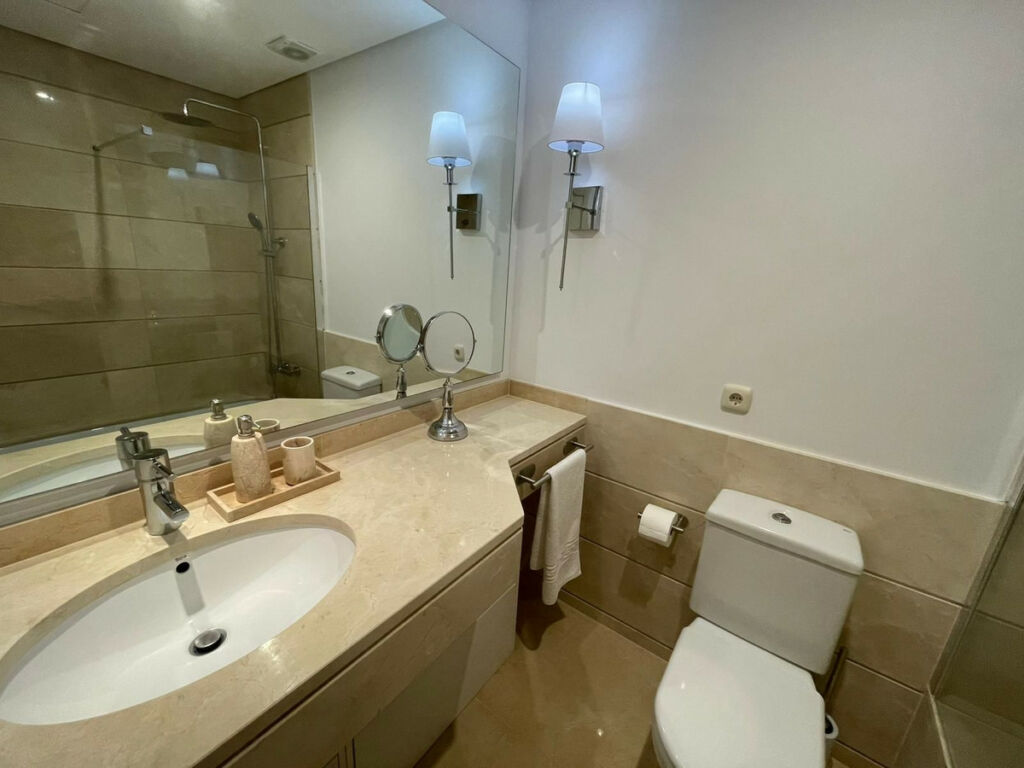 Ground Floor Apartment Casares Málaga - image 31
