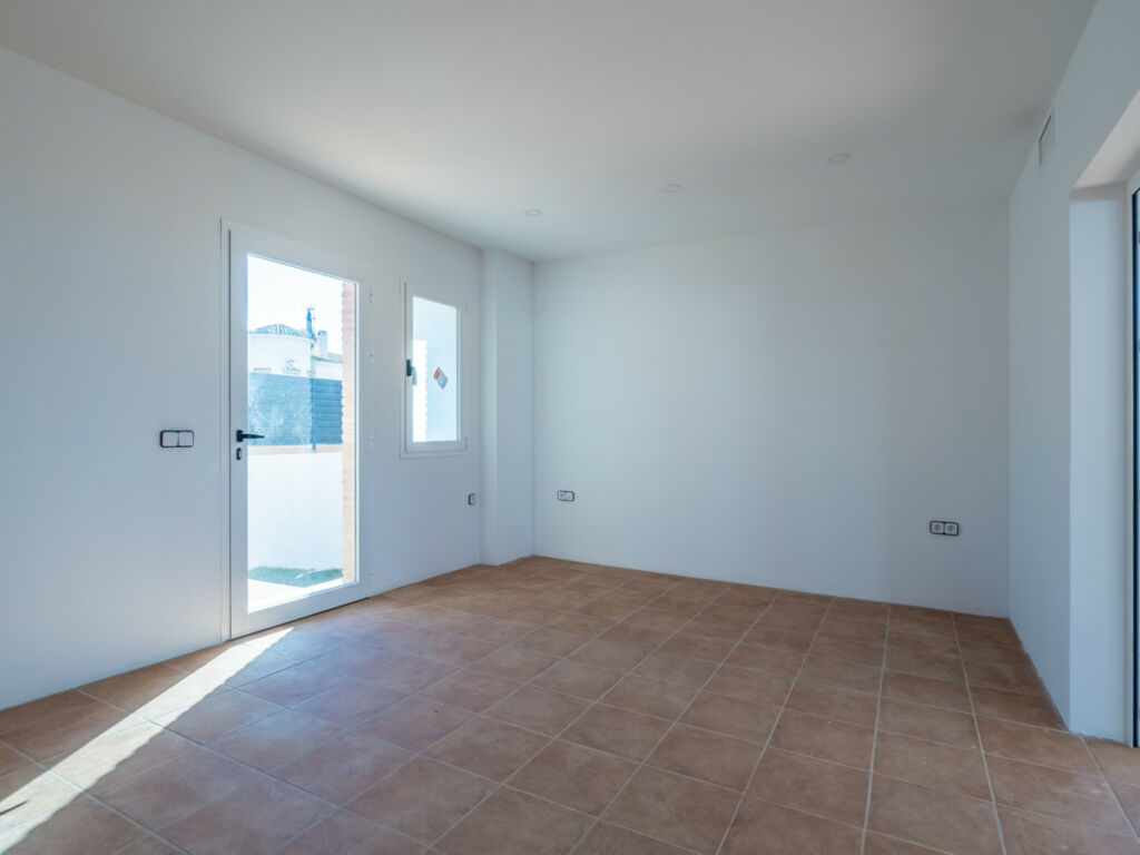 Detached Villa Las Chapas Málaga - image 27