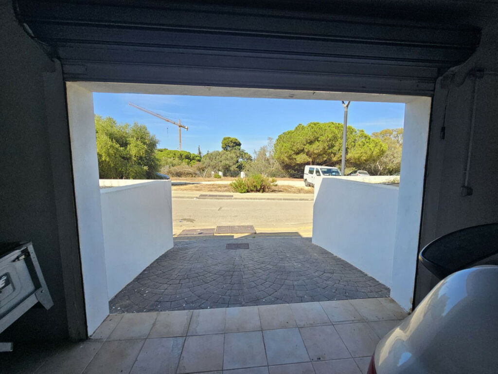 Semi-Detached House Cabopino Málaga - image 28