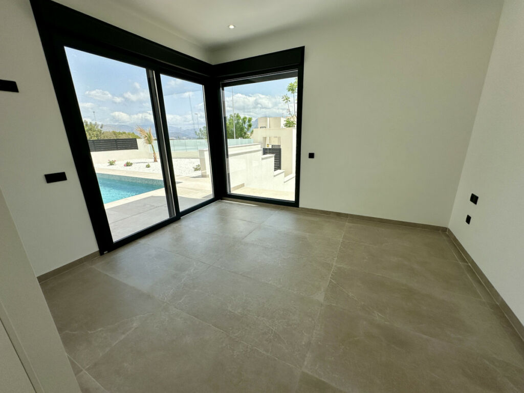Detached Villa Polop Alicante - image 28
