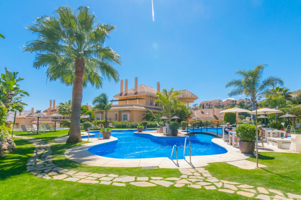 Penthouse Nueva Andalucía Málaga - image 28