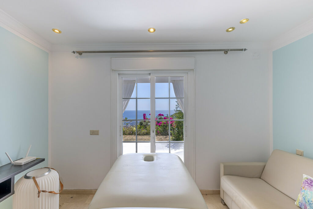 Townhouse La Mairena Málaga - image 24