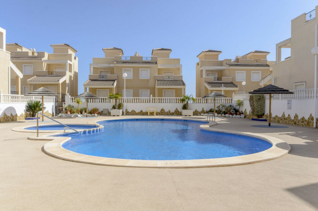 Semi-Detached House San Miguel de Salinas Alicante - image 28