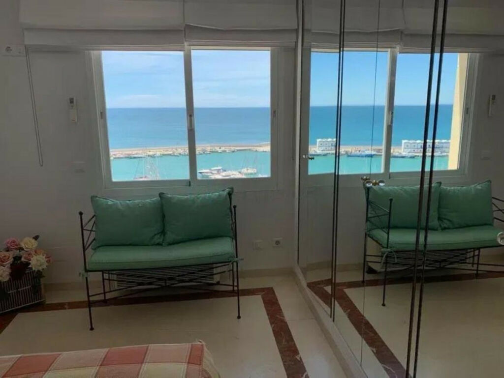Penthouse Estepona Málaga - image 28