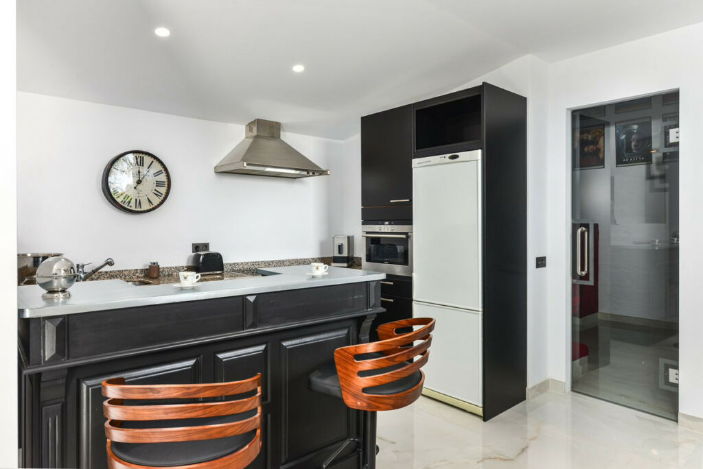 Detached Villa Manilva Málaga - image 28