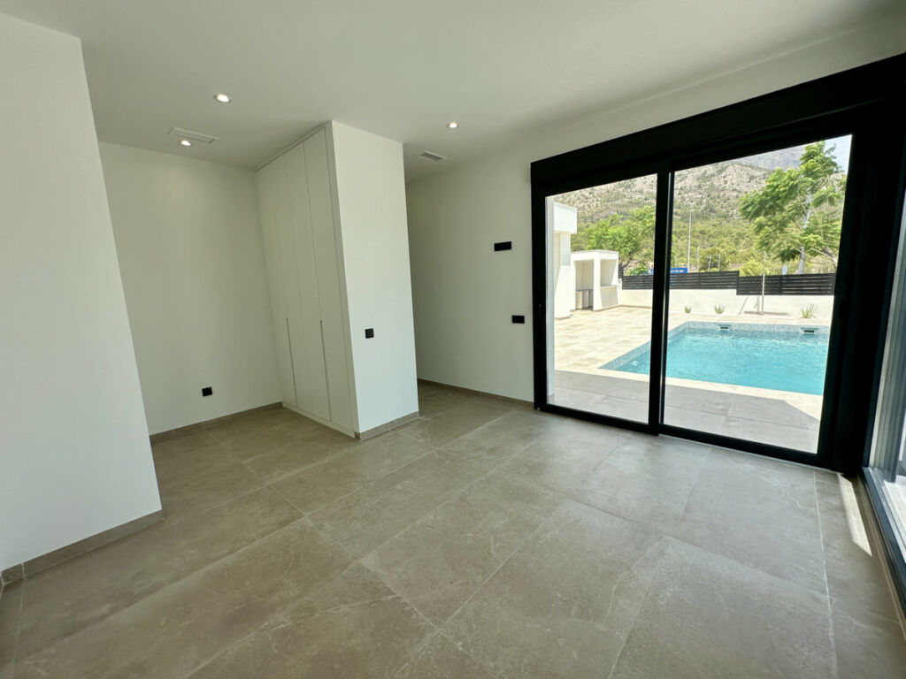 Detached Villa Polop Alicante - image 29