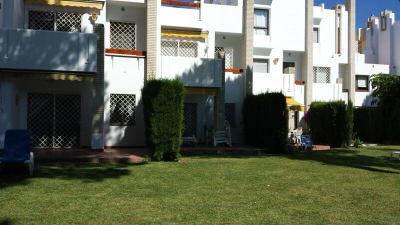 Townhouse Nueva Andalucía Málaga - image 28