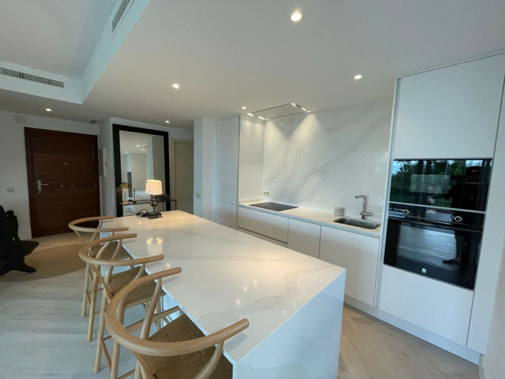 Ground Floor Apartment Casares Málaga - image 10