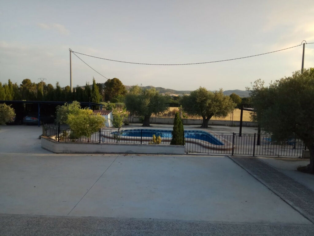 Detached Villa Yecla Murcia - image 3