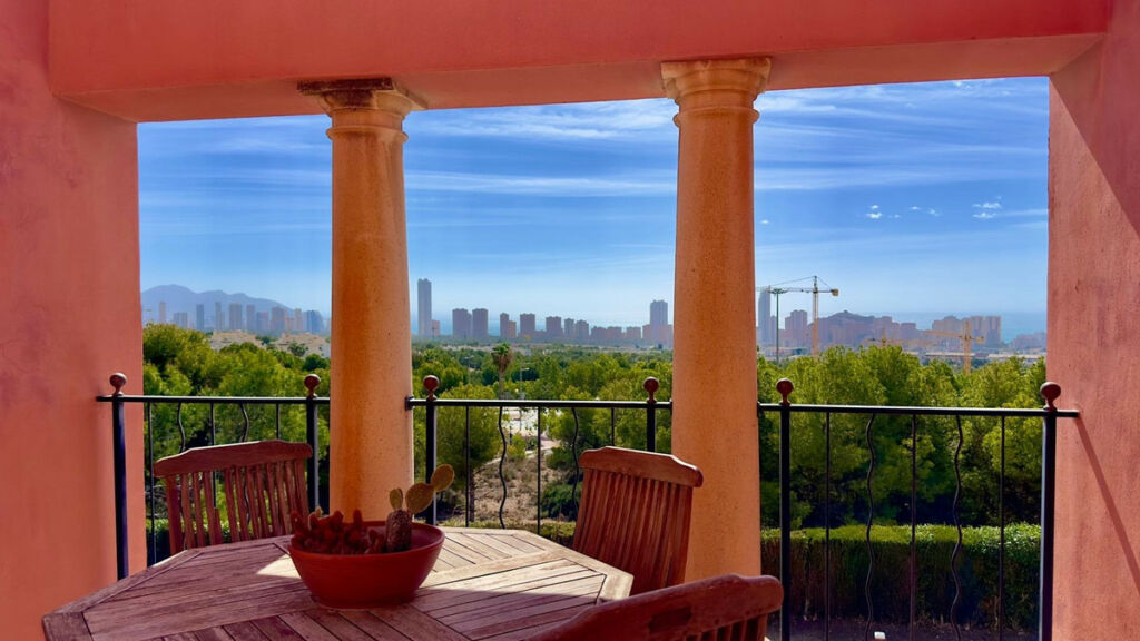 Bungalow Finestrat Alicante - image 3