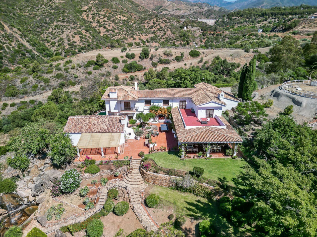Finca - Cortijo Marbella Málaga - image 3