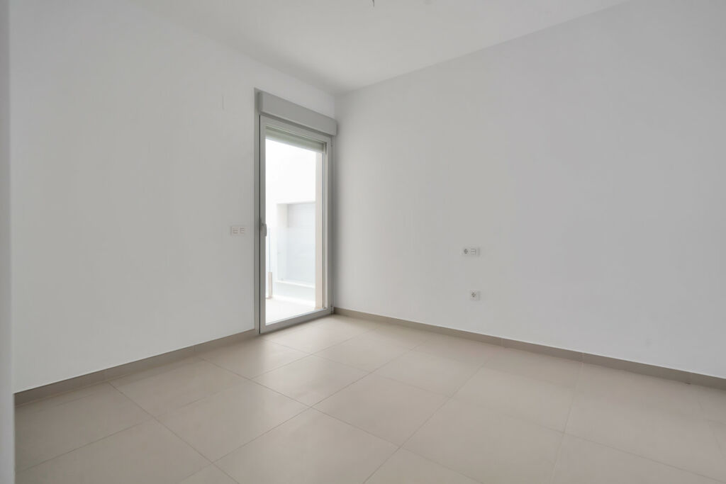 Middle Floor Apartment Benalmadena Málaga - image 30