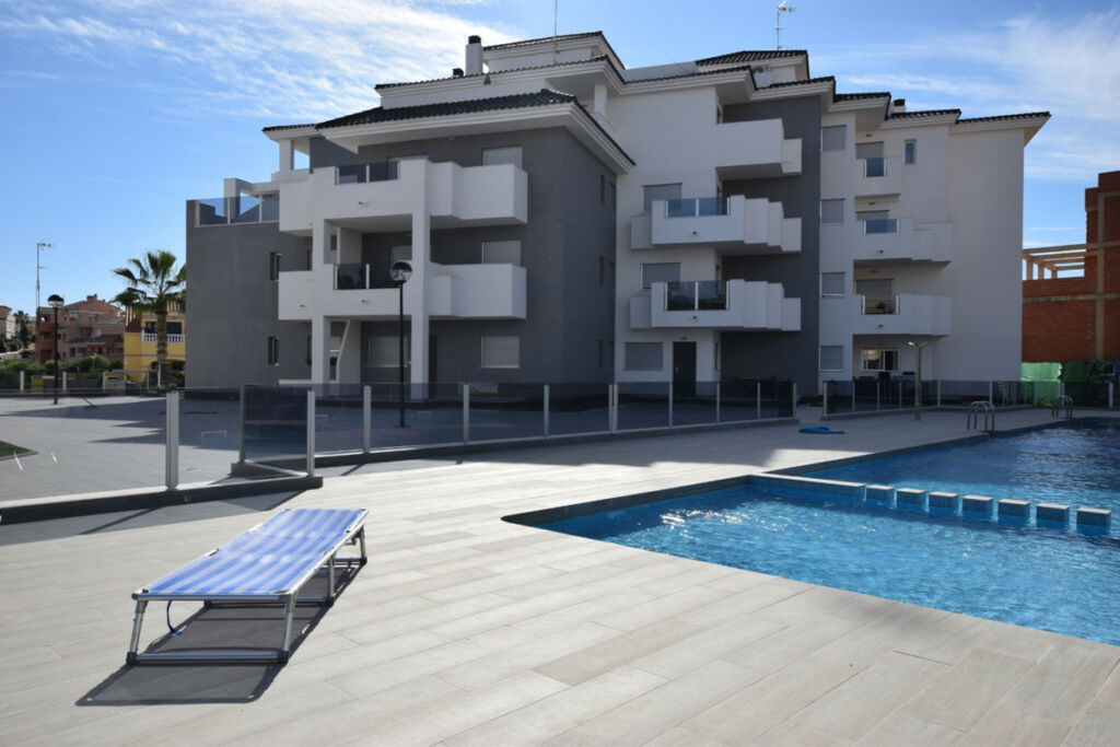 Ground Floor Apartment Villamartin Alicante - image 30