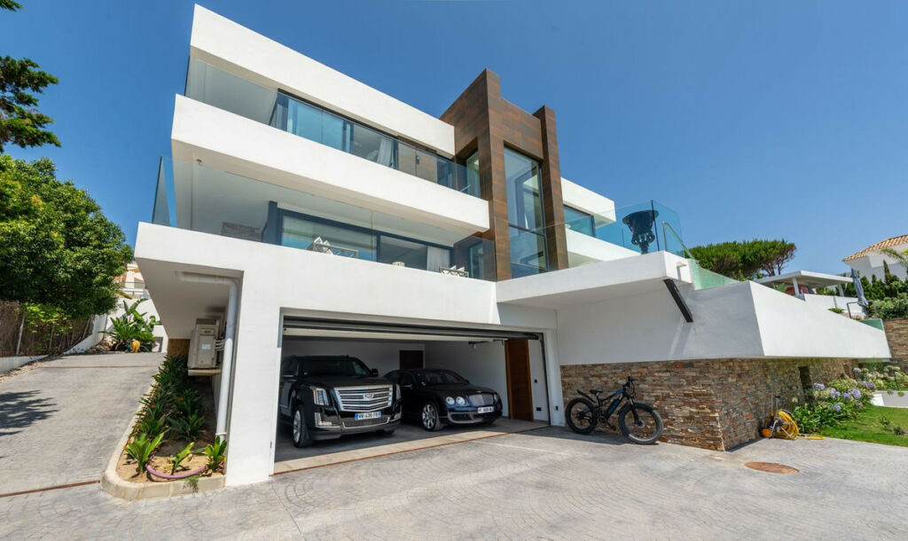 Detached Villa Manilva Málaga - image 31