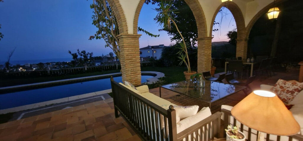 Detached Villa Málaga Este Málaga - image 31