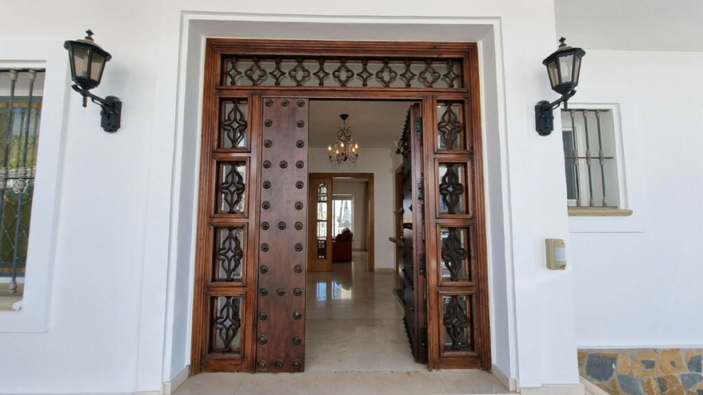 Detached Villa Benahavís Málaga - image 31