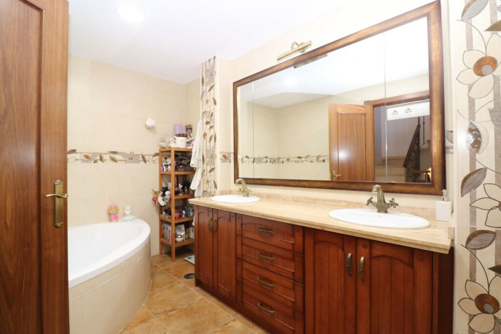 Townhouse Mijas Málaga - image 29
